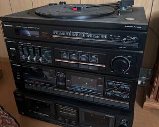 Panasonic vintage stereo shelf system