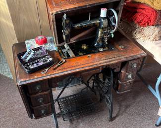 Antique white company , sewing machine