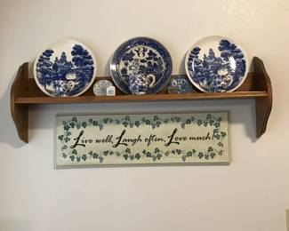 Shelf display