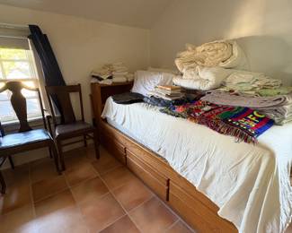 Twin size bed and frame with storage!