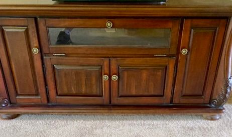 Solid Oak TV Stand/Console.