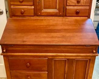 Lexington Amish Inspired Drop Front/Secretary Desk.