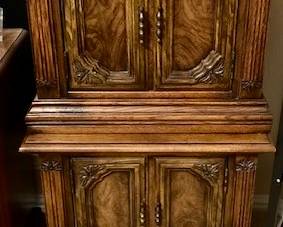 Vintage Traditional Bedroom Set. Night Tables.
