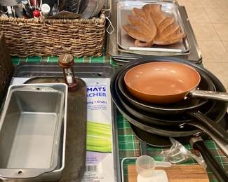 LARGE Selection of Kitchen Utensils, Cookware and Bakeware.