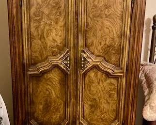 Vintage Traditional Bedroom Set. Armoire