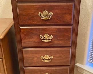 Vintage 6 Drawer Lingerie Chest.