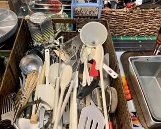 LARGE Selection of Kitchen Utensils, Cookware and Bakeware.