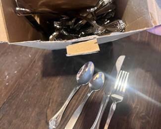 set of oneida silverware - $30