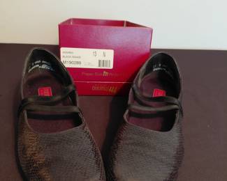 women's shoes