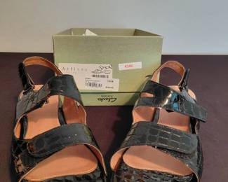 women's sandals