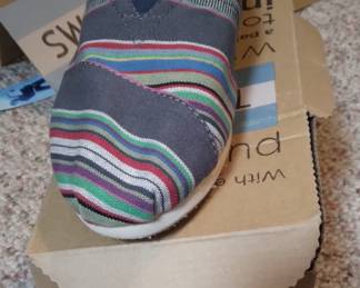 Shoes - Toms Denim Stripe