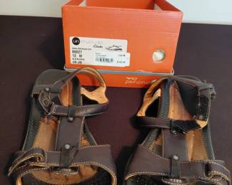 women's sandals