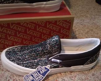 Shoes - Van Off the Wall