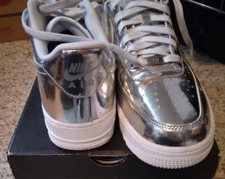 Shoes - Nike Air