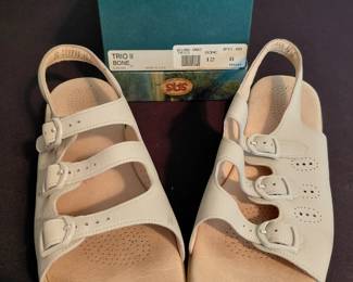 women's sandals