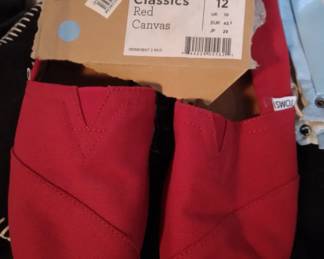 Shoes - Toms Red Canvas