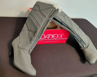 Women's Heeled boots - Danexx