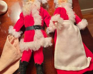 Mr & Mrs Santa Claus Cloth Dolls by Ernestine Hilton Sigmon