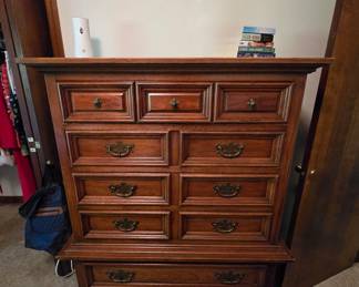 Bassett Furniture 6 drawer chest of drawers, good condition. $300 Bassett Suite available for combined discount as a set for $750.