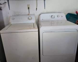 Whirlpool washer/GE Electric dryer bought as set. $400