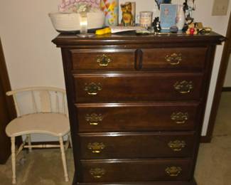 Ethan Allen Georgian Court Cherry 5 drawer chest of drawers, good condition. $250 Ethan Allen suite available for combined discount as a set for $800.
