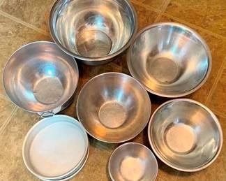 405 - Assorted Metal Bowls
