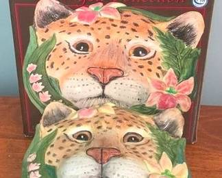 10 - Fitz & Floyd Lion Covered Box w/ Box