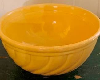 401 - Mixing Bowl 4 x 9