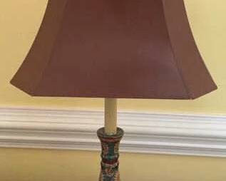 171 - Decorative Lamp 28" You are buying a used as-is electric/electronic item. We do not guarantee all components are present, and if it is not expressly stated, it is untested.