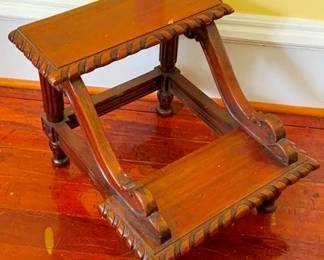516 - Carved Mahogany Bed Steps 15 x 17 x 18