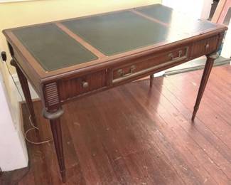 173 - Vintage Tooled Leather Top Writing Desk 30 x 46 x 25