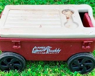 433 - Lawn Buddy 13 x 26 x 15