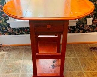408 - Wood Table 37 x 41 x 34