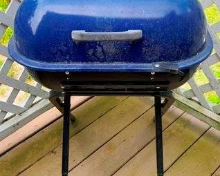 426 - Charcoal Grill 34 x 22 x 22