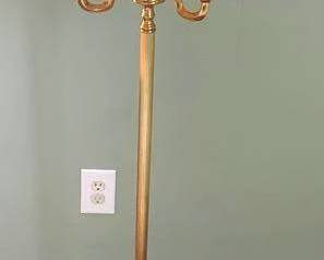 31 - Brass Floor Lamp 60" Tall You are buying a used as-is electric/electronic item. We do not guarantee all components are present, and if it is not expressly stated, it is untested.