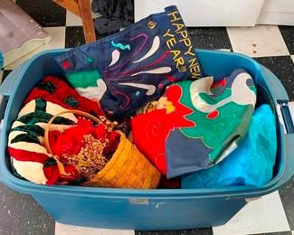 258 - Tote of Holiday Items