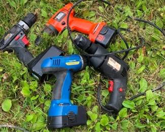 714 - Group Drills You are buying a used as-is electric/electronic item. We do not guarantee all components are present, and if it is not expressly stated, it is untested.