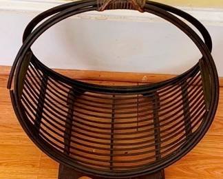 343 - Vintage Basket 19", handle as is