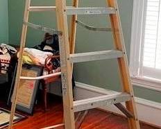 226 - All American 9' Fiberglass Ladder