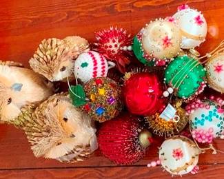 300 - Group Vintage Christmas Ornaments
