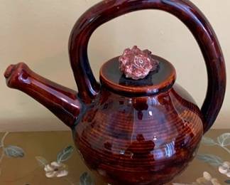 154 - Plum Creek Teapot 7"