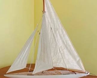 490 - Sailboat Model 33 x 28