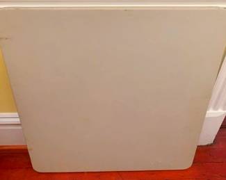 535 - Cosco Folding Table 28 x 33 x 33