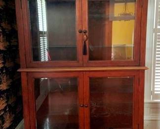 512 - Wood Cabinet 94 x 69 x 20