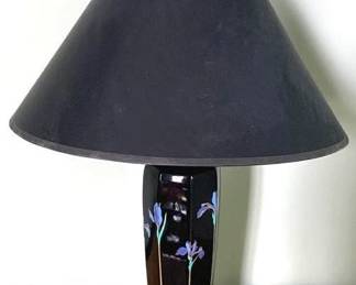 38 - Vintage Table Lamp 23" You are buying a used as-is electric/electronic item. We do not guarantee all components are present, and if it is not expressly stated, it is untested.
