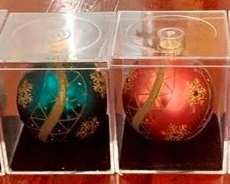304 - 4 Glass Ornaments in Cases