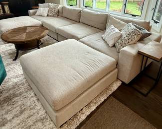 Gorgeous Joybird Holt Modular 6 pc Sectional Sofa less than 2 years oid