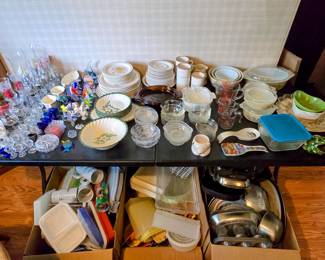 Vintage & antique glassware