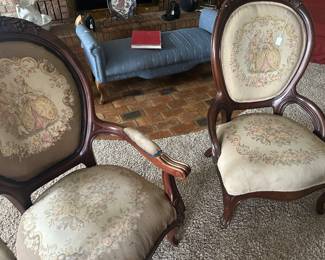 Gentleman and lady's chairs in a modified Rococo design - Mahogany construction