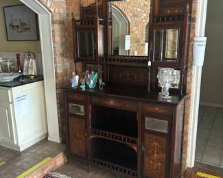 Fantastic Edwardian server - note all the inlaid design - in beautiful condition!